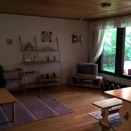 아파트 Lomalaituri
